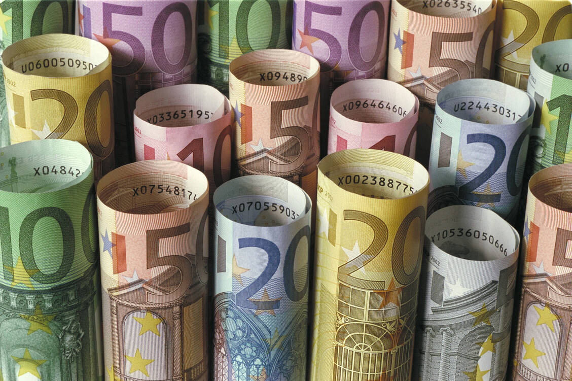 Im Plus: Bis Ende Juni konnten die AOK einen Überschuss von 320 Millionen Euro verbuchen / Foto: Adobe Stock/nmann77