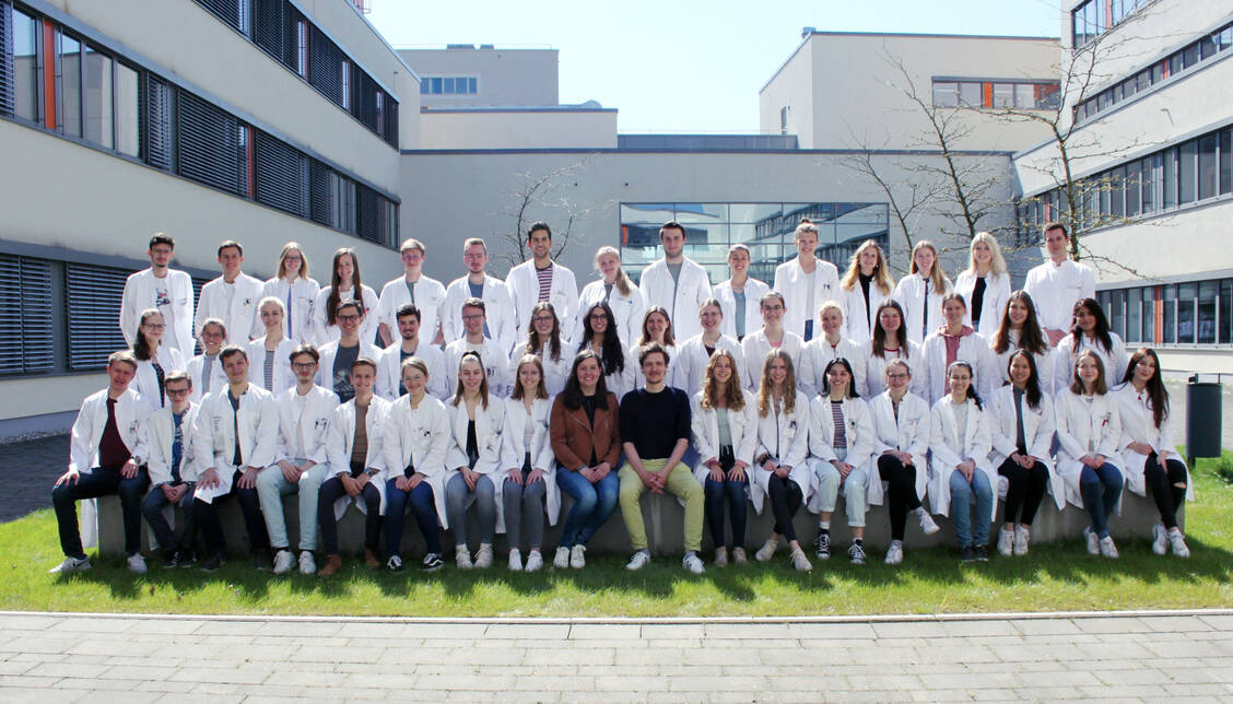 Das aktuelle Pharmazie-Achtsemester der Universität Münster  / Foto: Annika Adick