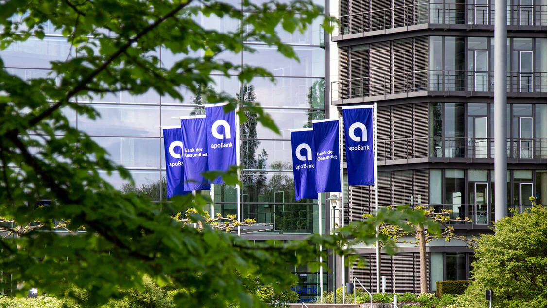 Aus der Apobank-Zentrale in Düsseldorf kamen in dieser Woche gute Nachrichten für Kunden, die Guthaben auf Tagesgeldkonten haben. / Foto: Apobank