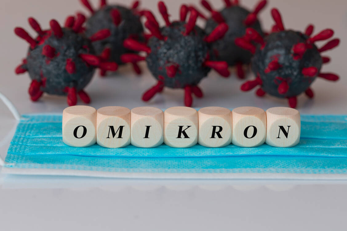 Die Omikron-Variante von SARS-CoV-2 ist seit November 2021 bekannt. Unbekannt sind aber noch wesentliche Einzelheiten zu dieser Variante. / Foto: Shutterstock/CorinnaL