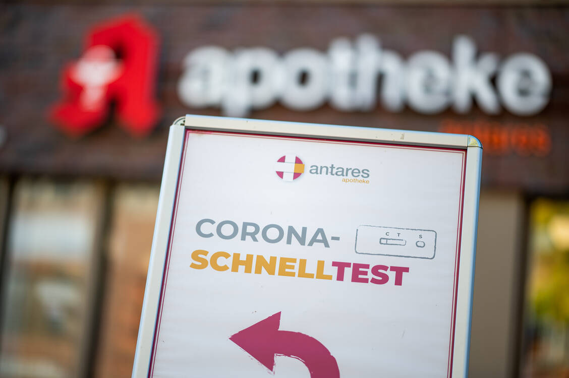 In jeder vierten Apotheke werden laut ABDA Coronavirus-Schnelltests durchgeführt. / Foto: picture alliance/dpa