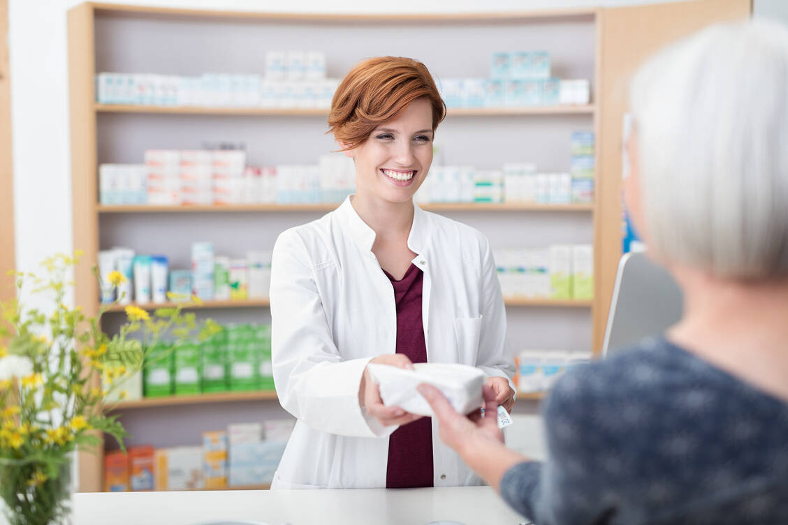 NRW schränkt als erstes Bundesland für alle Primär- und Ersatzkassen die Rabattverträge vorübergehend ein – die Apotheken und ihre Beschäftigten wird das freuen.  / Foto: contrastwerkstatt - Fotolia