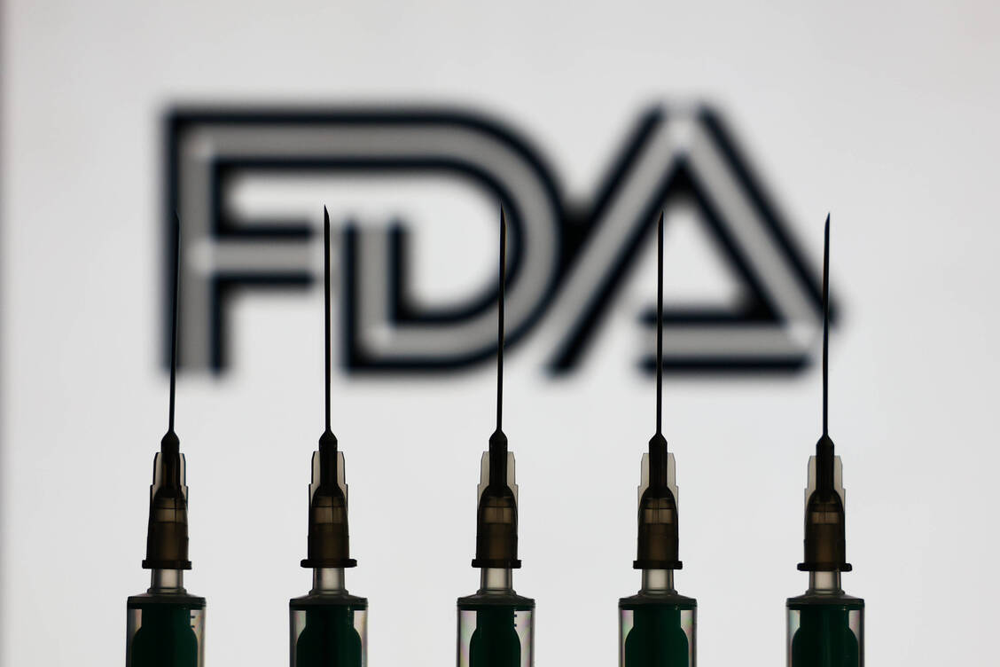 Die FDA hatte 2023 eine Reihe injizierbarer Peptide verboten. Dabei handelt es sich um 14 Peptide aus dem Bereich Leistungssteigerung und Longevity, für die eine belastbare Evidenz hinsichtlich Wirksamkeit und Sicherheit bisher fehlt. ´ / © Imago Images/NurPhoto