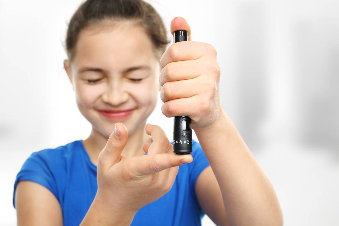 Immer mehr Kinder in Deutschland entwickeln Typ-1-Diabetes. Diagnostiziert wird die Erkrankung  oft erst spät. / Foto: Adobe Stock/Robert Przybysz