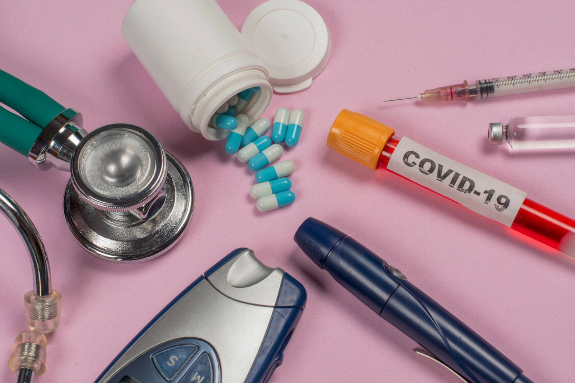 Erkranken Diabetiker an Covid-19, können sich die Blutzuckerwerte verschlechtern. Das ist auch bei anderen Infektionen der Fall. Bei SARS-CoV-2 spielt es aber möglicherweise eine besondere Rolle. / Foto: Adobe Stock/Celso Pupo