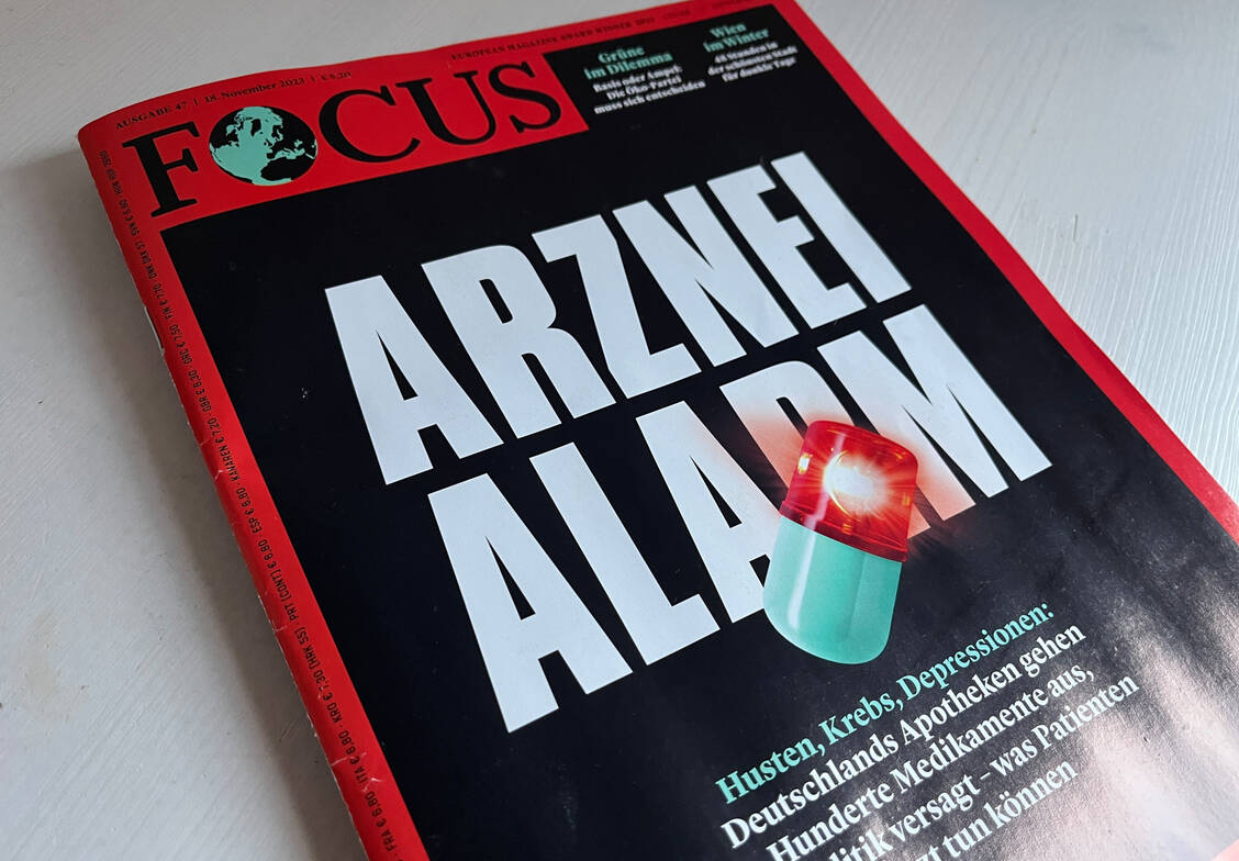 Der »Focus« widmet seinen Titelbeitrag in dieser Woche den Arzneimittel-Lieferengpässen. Zudem gibt es ein Interview mit Noweda-Chef Michael Kuck. / Foto: PZ