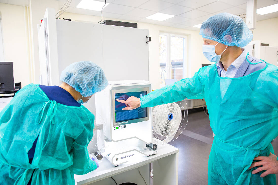 Das Unit-Dose-System am Helios Klinikum Erfurt optimiert die Arzneimitteltherapiesicherheit und stärkt die Kooperation zwischen Arzt und Apotheker.  / Foto: Helios Klinikum Erfurt/Christian Fischer