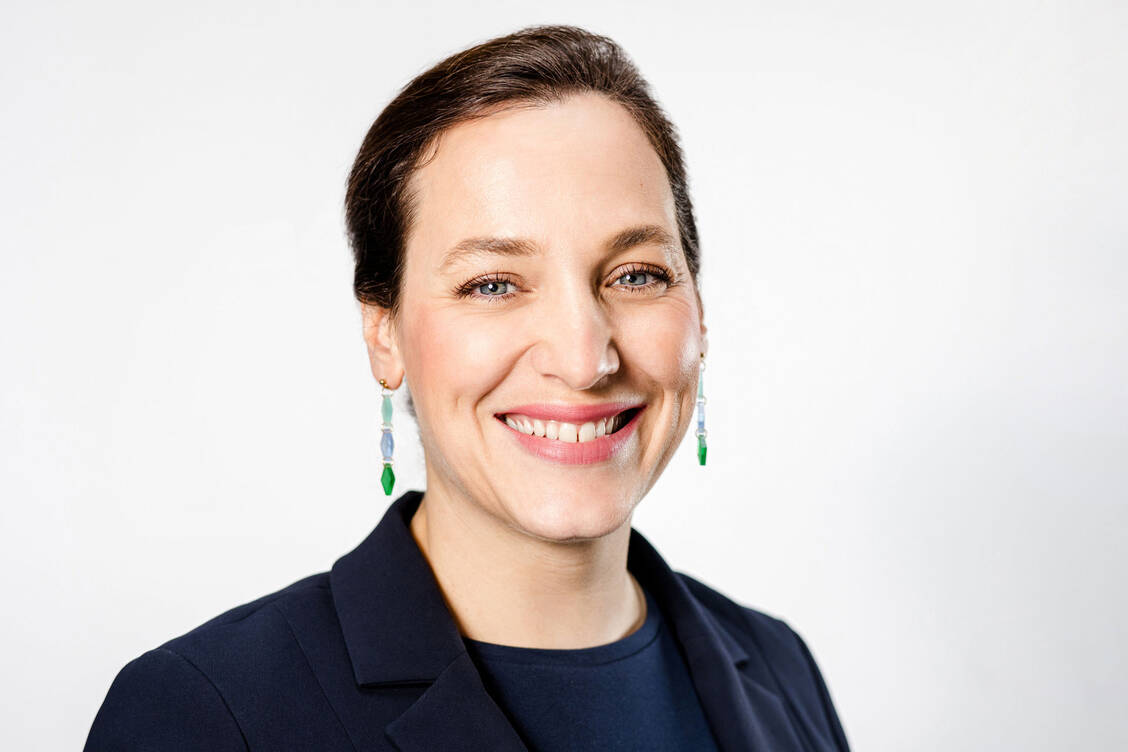 Ohne eine wirtschaftliche Stabilisierung der Apotheken könnten die neuen Chancen für die Apotheken nicht genutzt werden, so Berlins Kammerpräsidentin Ina Lucas. / © AK Berlin