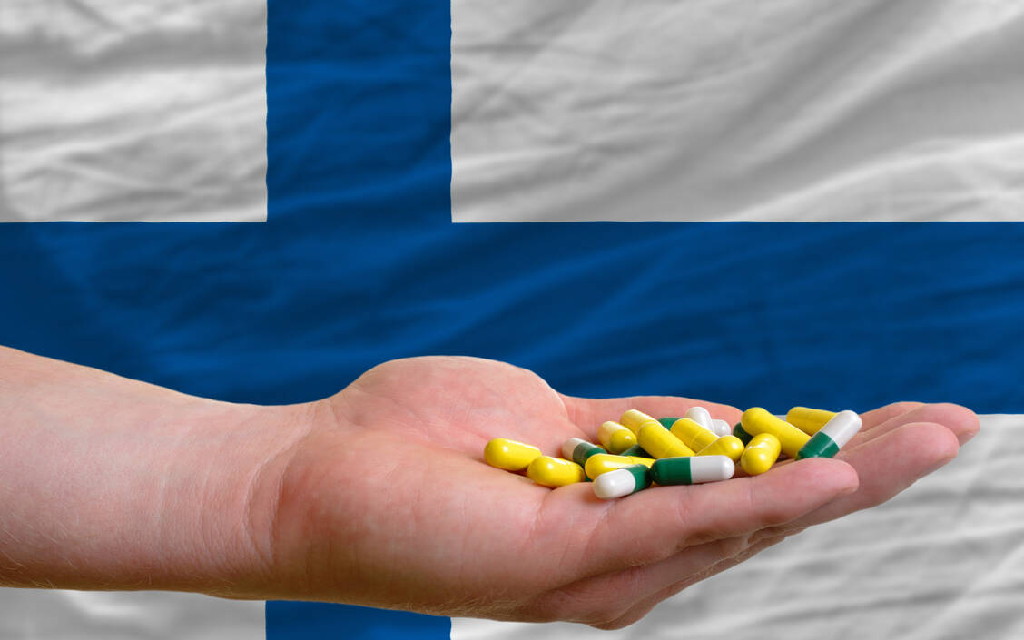 Den Apotheken in Finnland steht eine große Reform bevor. Diese könnte geringere Gewinnspannen und niedrigere Arzneimittelpreise bedeuten. / Foto: Getty Images/Vepar5