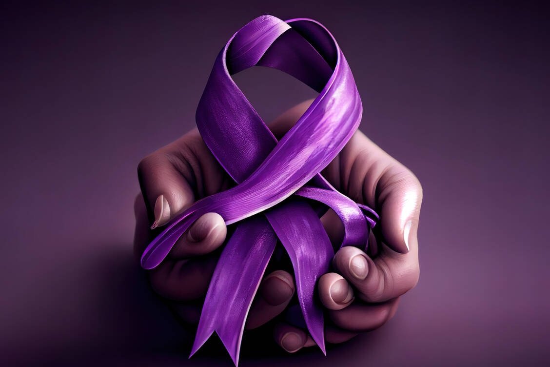 Die lila Schleife soll unter anderem die Awareness für Bauchspeicheldrüsenkrebs erhöhen. / Foto: Adobe Stock/hassanmim2021