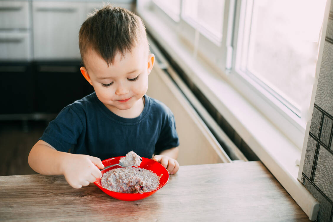 Etwa 30 g Ballasstoffe sollten Erwachsene täglich zu sich nehmen, Kinder entsprechend weniger. /  Foto: Fotolia/komokvm