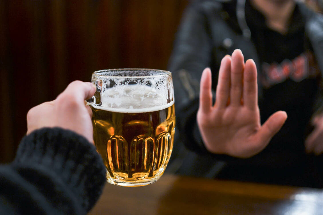 Inkretin-Mimetika wie Semaglutid könnten auch das Verlangen nach Alkohol dämpfen. / Foto: Adobe Stock/ma