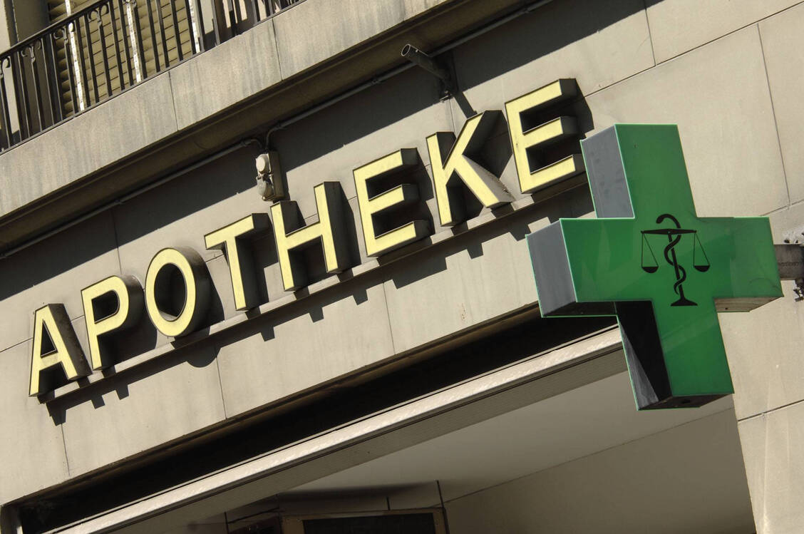 In Schweizer Apotheken wird bald gegen Covid-19 geimpft.  / Foto: Imago/Becker&Bredel