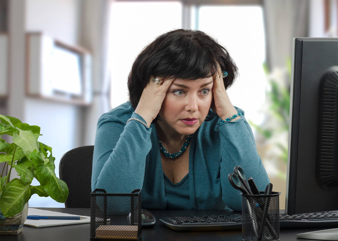 Seine eigenen Symptome zu googeln, kann alles nur noch schlimmer machen. / Foto: Adobe Stock/verbaska