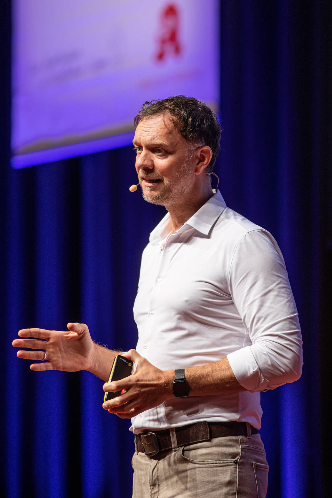 Tipps gegen die digitale Reizflut gab Bestseller-Autor Professor Dr. Volker Busch. / Foto: AKWL/Peter Leßmann