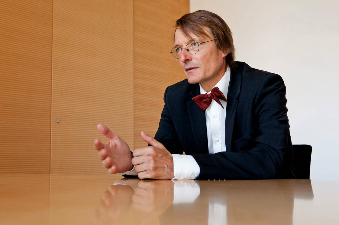 SPD-Gesundheitspolitiker Karl Lauterbach freut sich jedes Mal, wenn die Apotheker wieder die Importquote ansprechen. / Foto: PZ/Kerstin Zillmer