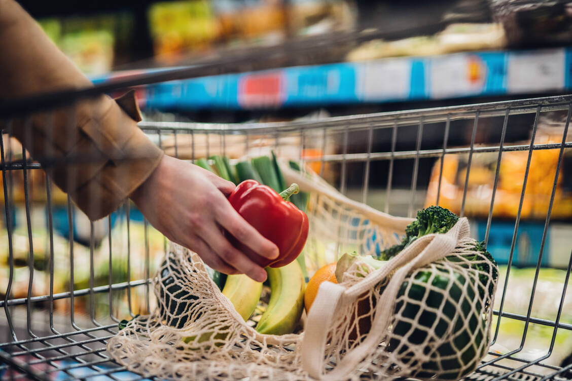 Walmart beobachtet bereits, dass Kunden, die in den Walmart-eigenen Apotheken Semaglutid bekommen, gesünder einkaufen. / Foto: Getty Images/Oscar Wong