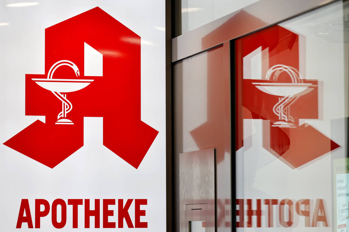 Apotheken-Reformgesetz kommt noch: Die Apothekenreform soll auf alle Fälle ab 2025 in Kraft treten, versicherte Bundesgesundheitsminister Karl Lauterach (SPD) heute anlässlich des Kabinettsbeschlusses zahlreicher Gesundheitsgesetze.  / Foto: imago images/Future Image