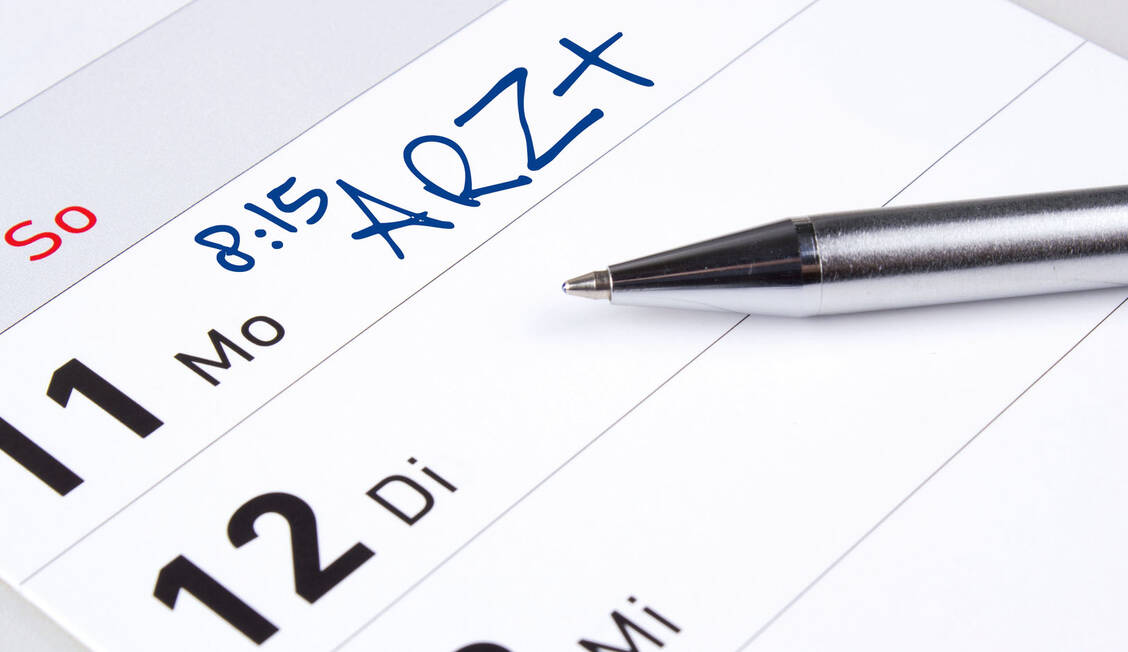 Mehr Zeit für Patienten in der Praxis soll der von Bundesgesundheitsminister Jens Spahn auf den Weg gebrachte Gesetzentwurf bringen. Die Ärzte sehen den Vorstoß kritisch. Foto: Fotolia/h_lunke