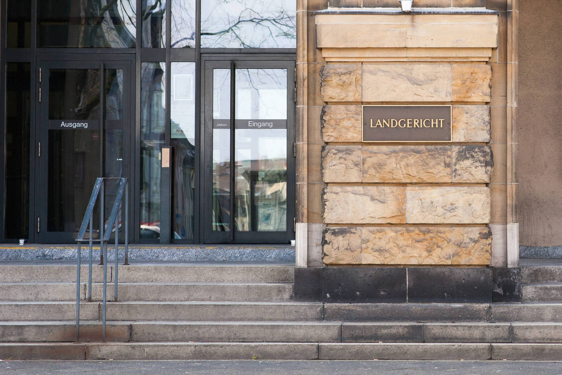 Seit Dienstag muss sich der 45-Jährige Angeklagte vor dem Landgericht Mönchengladbach verantworten. / © imago/Deutzmann