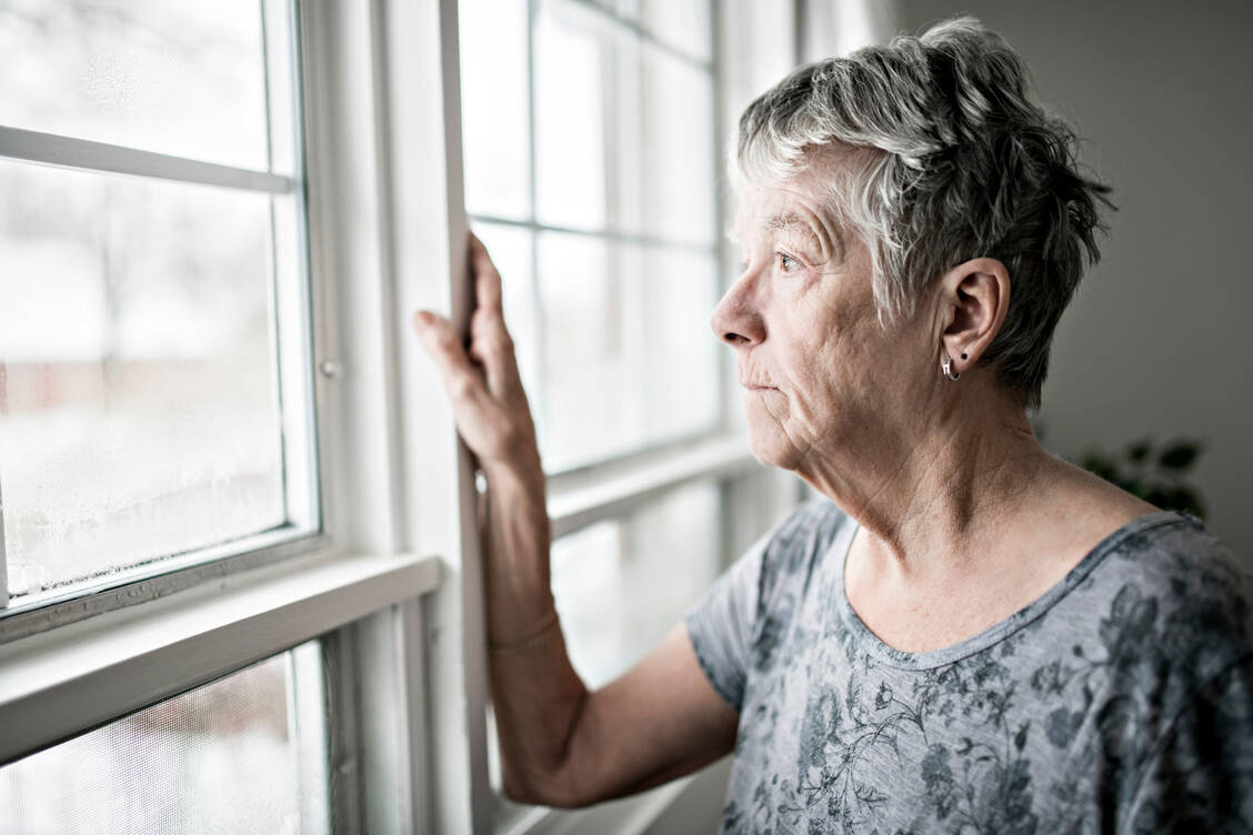 Mit hoher Wahrscheinlichkeit wird es in der EU bald den ersten therapeutischen Antikörper bei Alzheimer-Erkrankung geben. Längst nicht alle Patienten kommen allerdings für die Therapie infrage. / © Adobe Stock/pololia