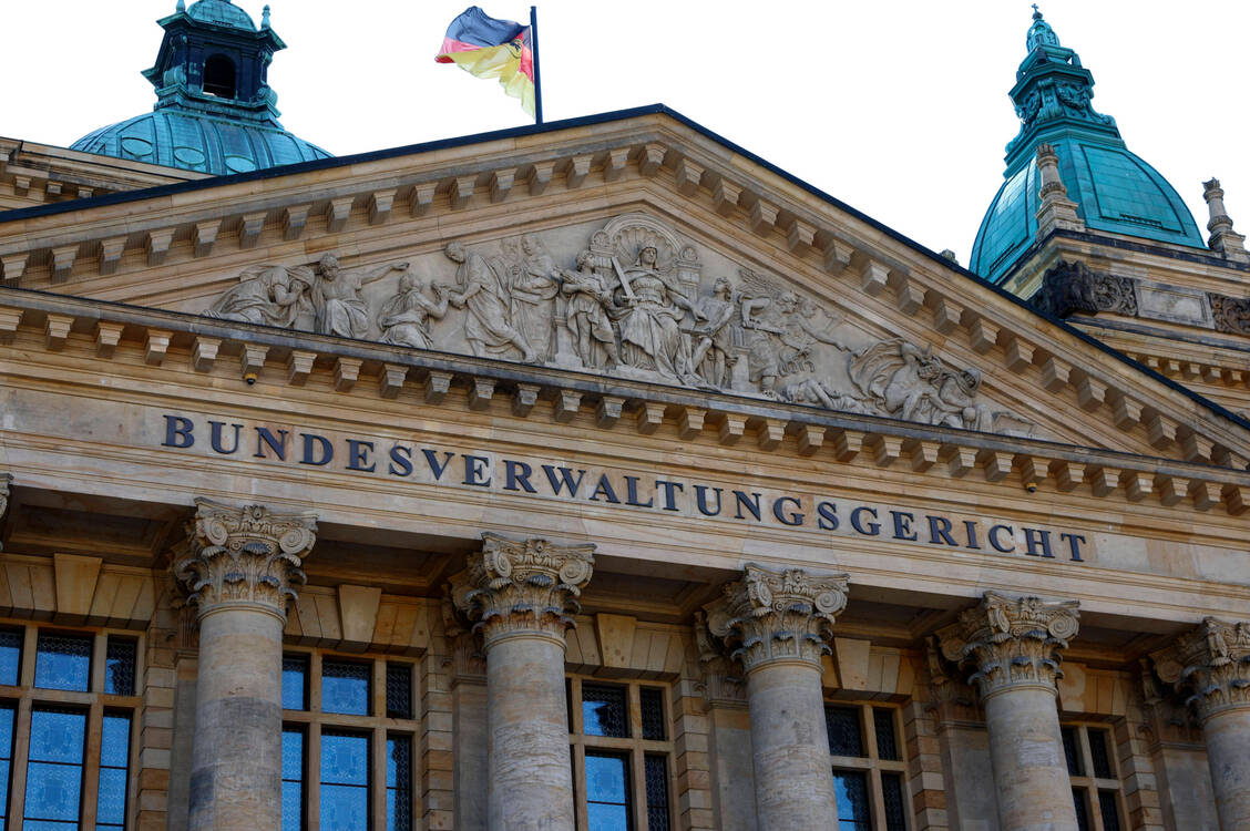 Bis zum Bundesverwaltungsgericht in Leipzig ging ein Arzt aus Baden-Württemberg, nachdem die Aufsichtsbehörde ihm die Impfstoffherstellung untersagt hatte. / © Imago/Future Image