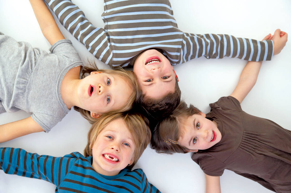Bis zum vollendeten fünften Lebensjahr ist eine Harninkontinenz bei Kindern physiologisch. Danach sollte es klappen mit der Blasenkontrolle.  / Foto: istockphoto/amriphoto