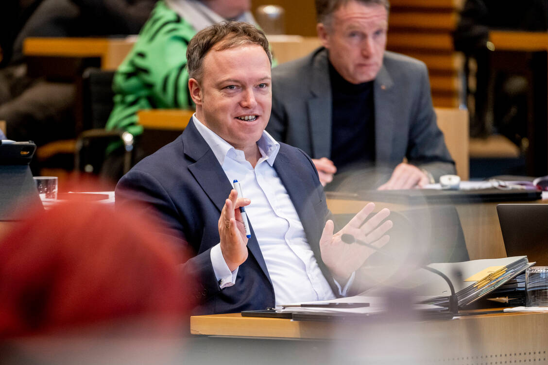 Mario Voigt, CDU-Fraktionsvorsitzender in Thüringen, fordert eine Datenbank für die Warenbestände in Apotheken und einen Ausbau der Pharmazie-Studienplätze. / Foto: IMAGO/Jacob Schröter