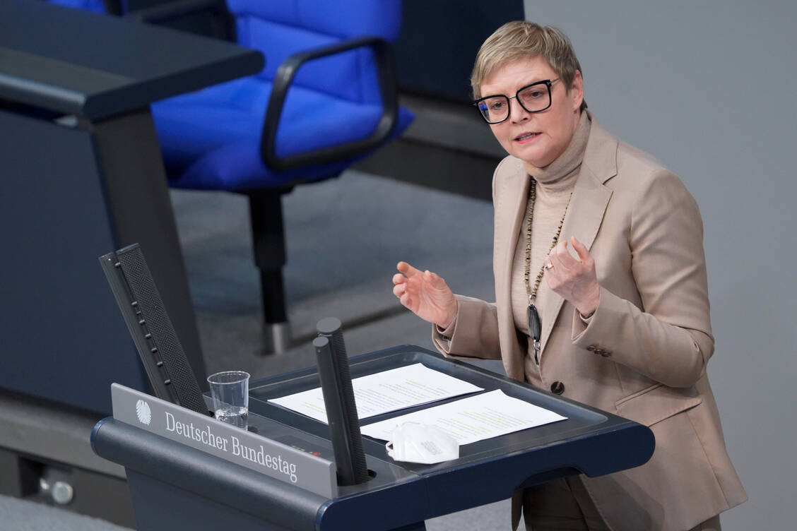 Möglichst schnell möglichst viele Impfwillige erreichen, darum geht es SPD-Gesundheitsexpertin Sabine Dittmar. / Foto: picture alliance / Flashpic