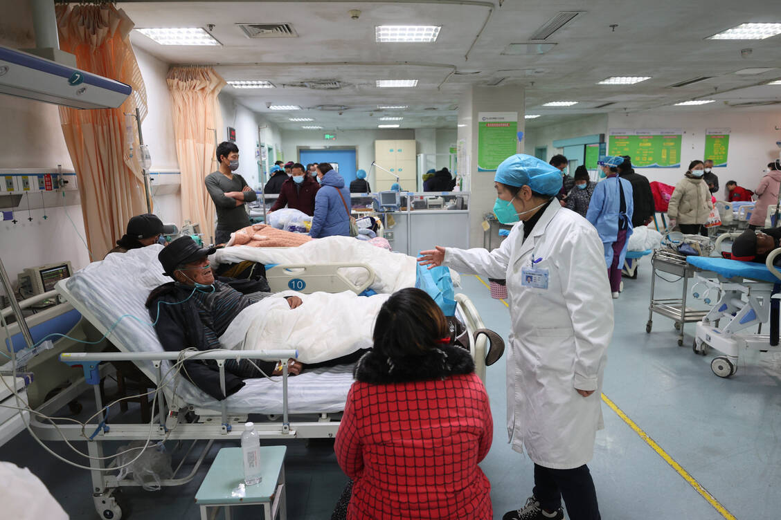 In China gibt es nach zuvor strikten Eindämmungsmaßnahmen jetzt kaum noch Beschränkungen aufgrund der Pandemie. Die Infektionszahlen sind dadurch stark gestiegen. / Foto: Picture Alliance/Cfoto