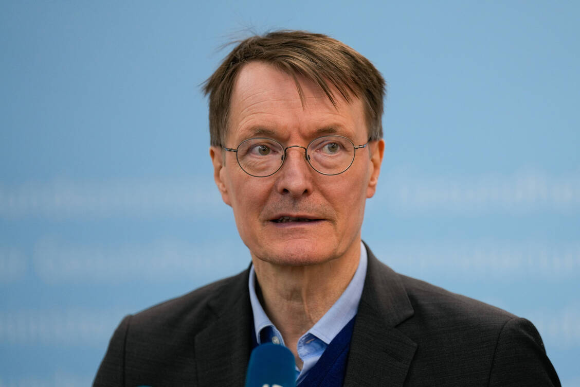 Gesundheitsminister Karl Lauterbach will keine halben Sachen mehr, sondern nur noch große Reformen. / Foto: IMAGO/Bernd Elmenthaler