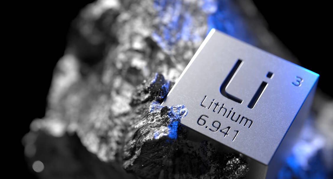 Ein Mangel an Lithium im Gehirn könnte möglicherweise eine Rolle bei der Entstehung von Alzheimer spielen. Eine erste Studie ist angelaufen. / © Getty Images/Just_Super