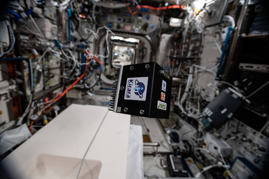 ICE-Cubes werden die kleinen Boxen genannt, mit denen Firmen eigene Experimente an Bord der ISS beauftragen können. / Foto: ESA