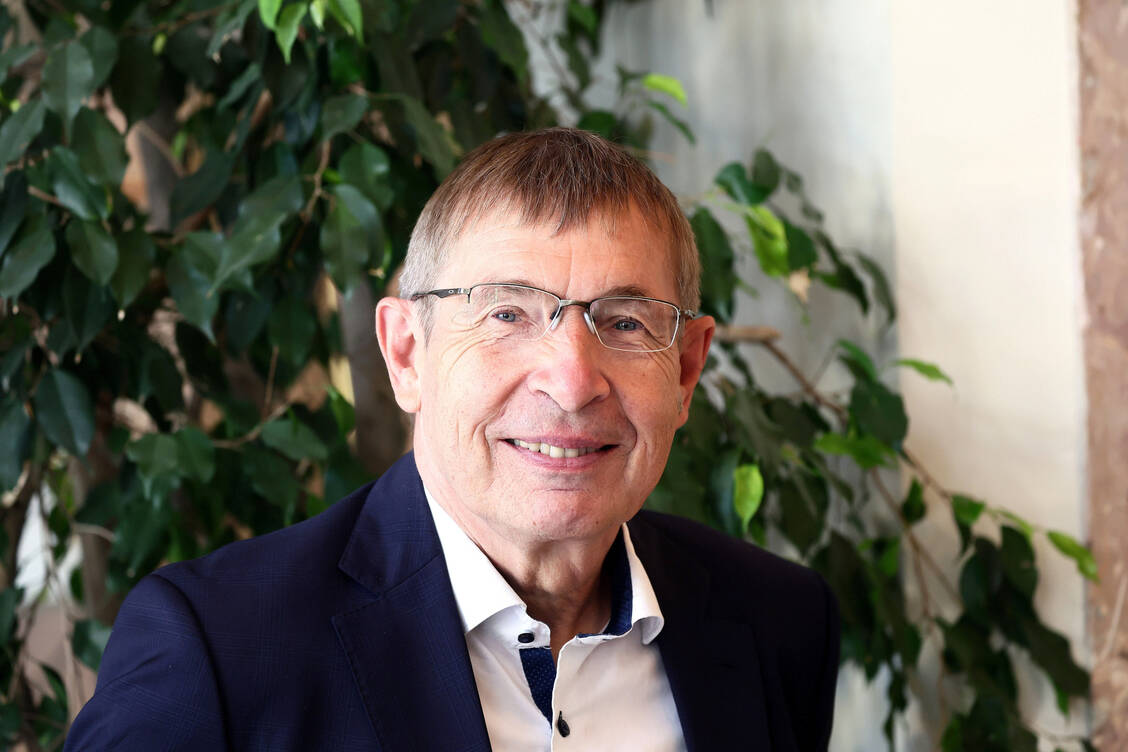 Der Präsident des Paul-Ehrlich-Instituts, Professor Dr. Klaus Cichutek, ging auf die Aufgaben ein, die sein Institut im Rahmen der Covid-19-Pandemie wahrgenommen hat. / Foto: PZ/Alois Müller