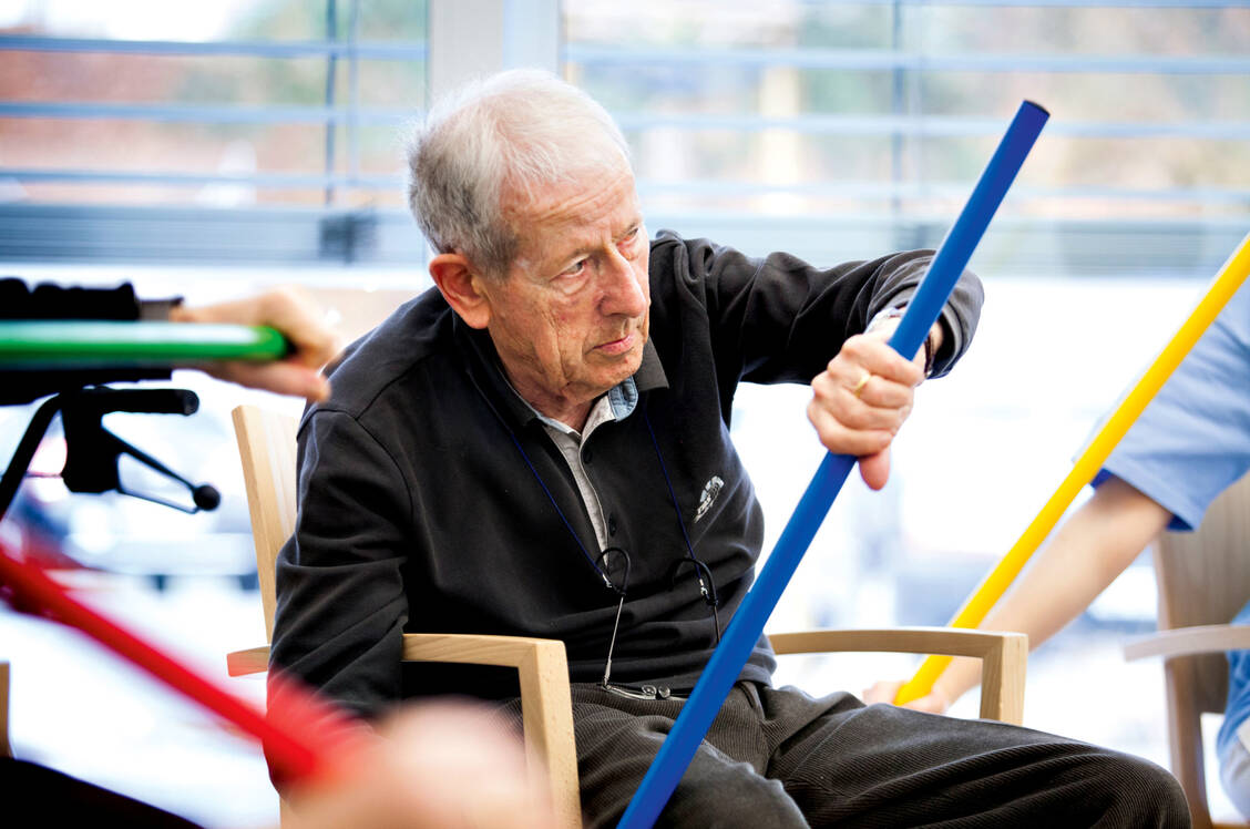 Die Beweglichkeit erhalten: Das ist ein zentrales Ziel in der Parkinson-Therapie. / Foto: Your Photo Today