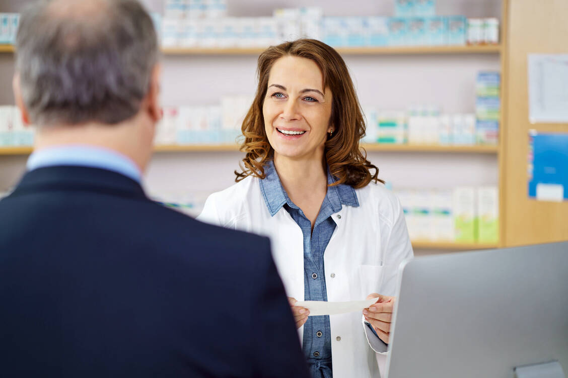 Vor dem individuellen Interaktions-Check sollte noch einmal überprüft werden, ob alle Merkmale des Patienten in der Kundendatenbank erfasst sind. / Foto: Fotolia/contrastwerkstatt