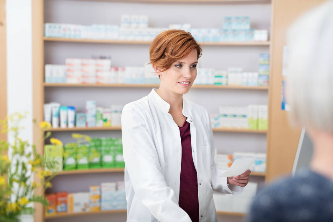 Die Landesapothekerkammer Hessen rät Patienten, Folgerezepte rechtzeitig vor den Feiertagen in der Apotheke einzulösen. / Foto: Adobe Stock/contrastwerkstatt