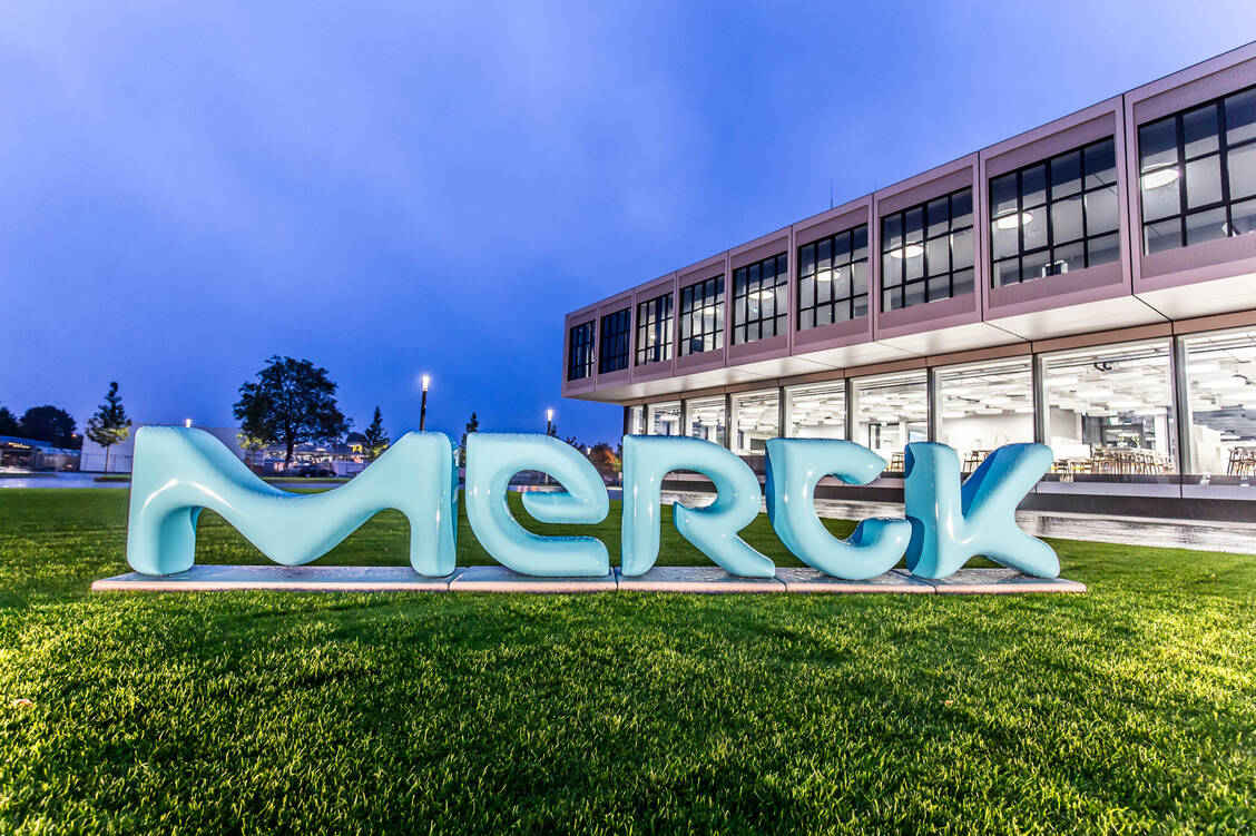 Die Merck Zentrale in Darmstadt.  / © Merck