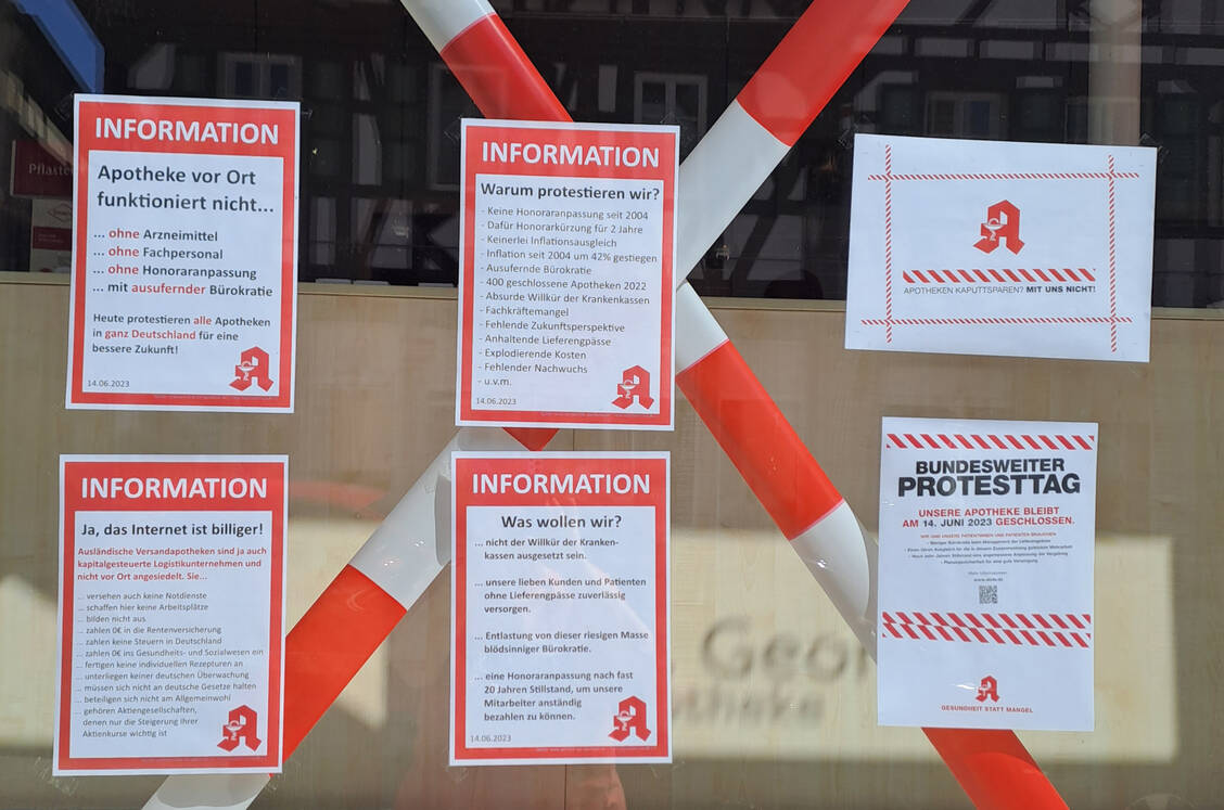 Heute ist bundesweit Protest angesagt – auf den Straßen und in den Sozialen Medien unter dem Hashtag #apothekenprotest. / Foto: St. Georgs-Apotheke Kandel