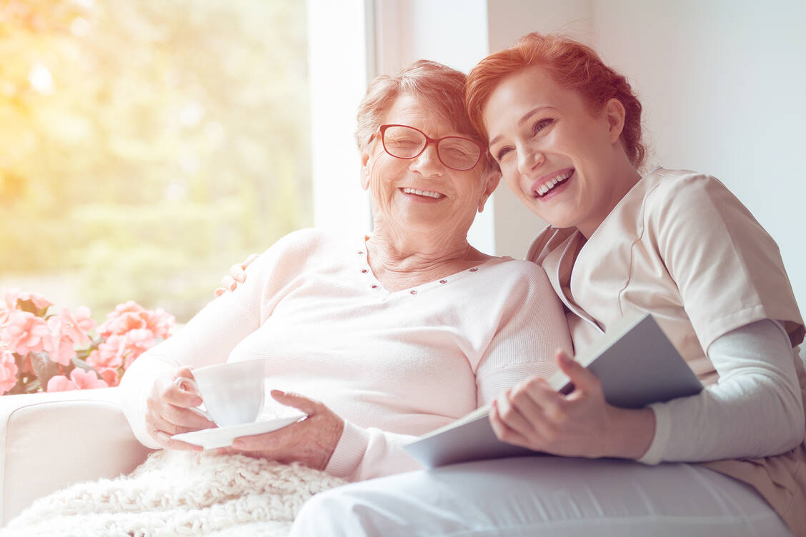 Bezüglich der Lebenserwartung liegt Deutschland europaweit im Mittelfeld. Heute geborene Mädchen haben im Schnitt eine Lebenserwartung von 83,8 Jahren. / Foto: Adobe Stock/Photographee.eu