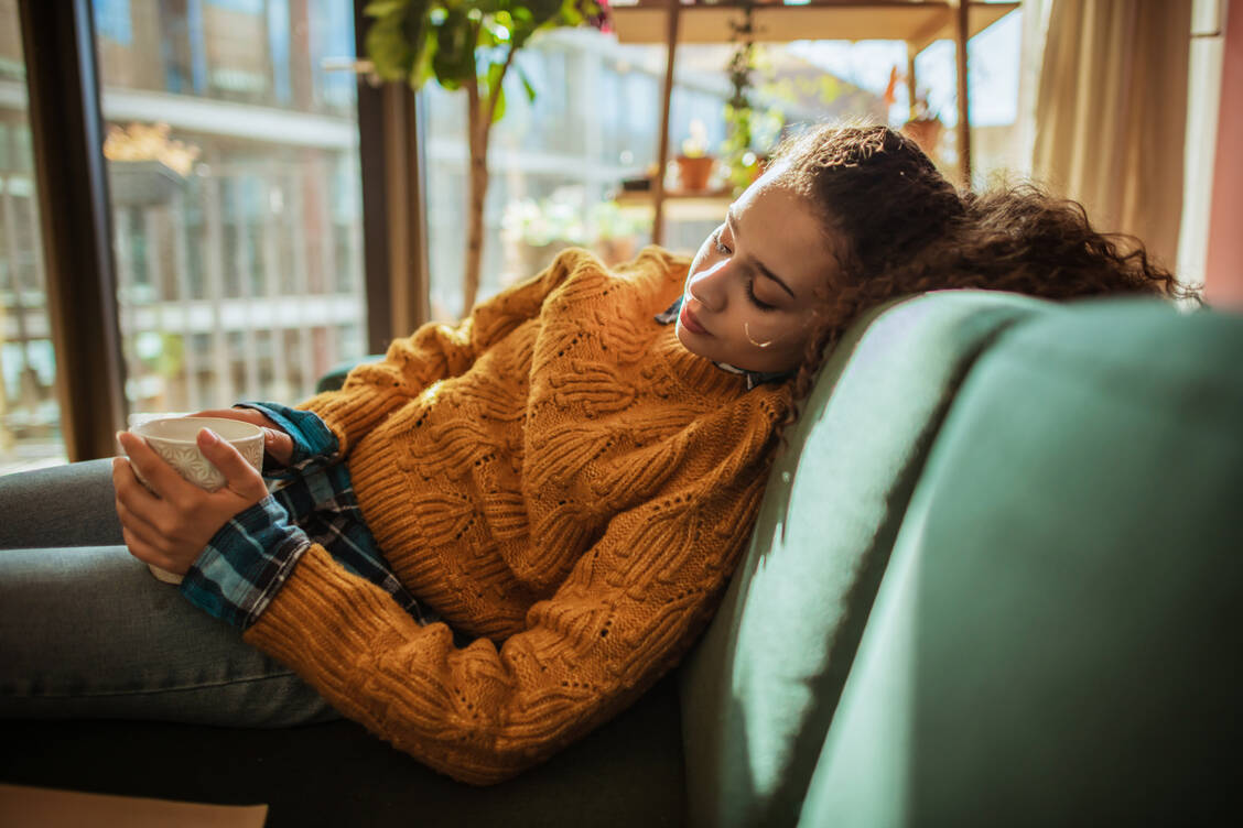 Patienten mit Long Covid scheinen dauerhaft niedrige Cortisol-Werte zu haben. / Foto: Getty Images/DaniloAndjus