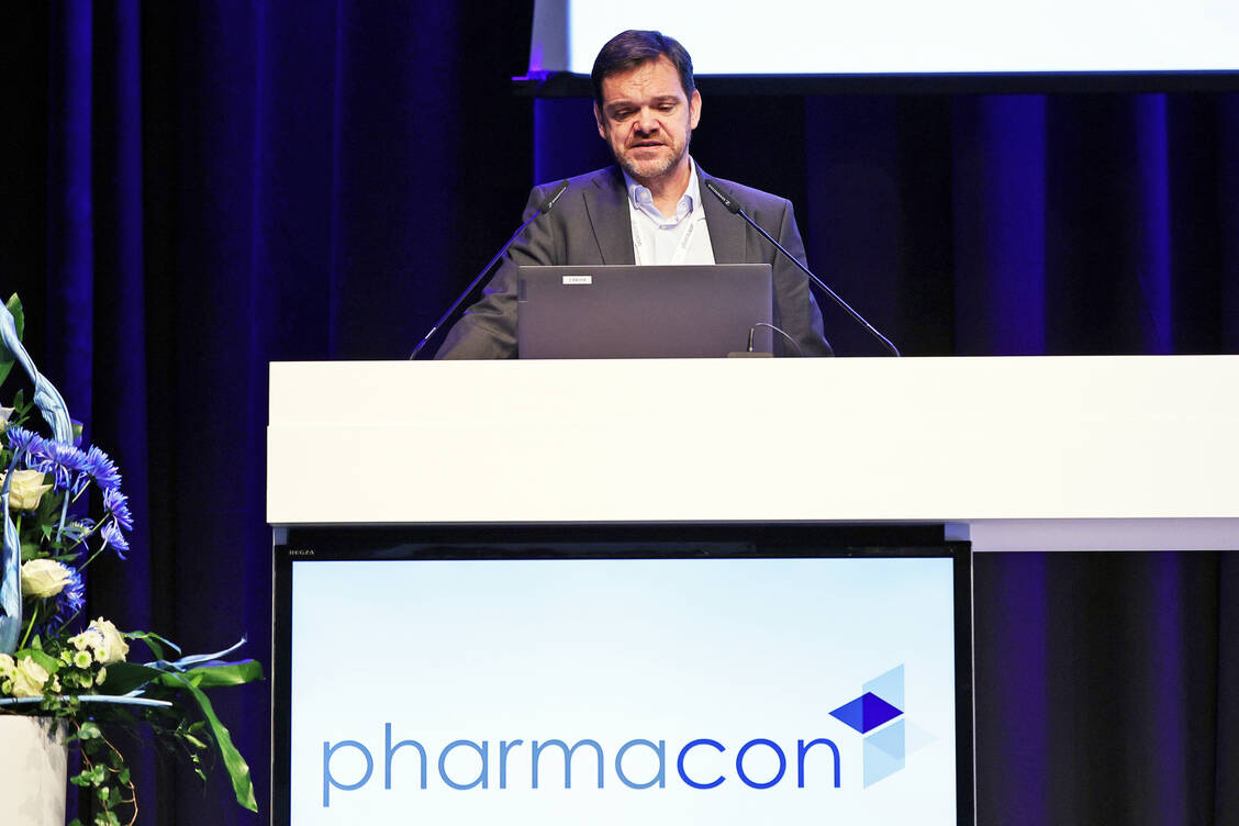 Beim Pharmacon in Schladming referierte der Arzt Professor Dr. Holger Stepan über die neuesten Erkenntnissen zu ASS, Misoprostol und der Covid-19-Impfung in der Schwangerschaft. / Foto: PZ/Alois Mueller