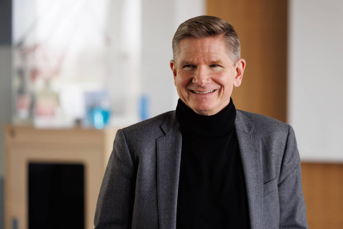 Gesundheitspolitiker Heiner Garg und die FDP-Fraktion in Schleswig-Holstein fordern von der Landesregierung, sich in der GMK besonders für die Apotheken einzusetzen. / Foto: IMAGO/Dirk Jacobs