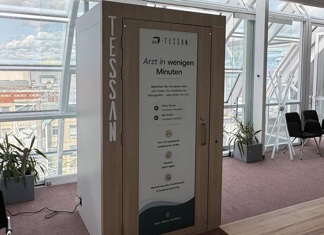Doctor Box arbeitet mit dem französischen Hersteller Tessan bei Telemedizin-Kabinen für Apotheken zusammen. / © Doctorbox