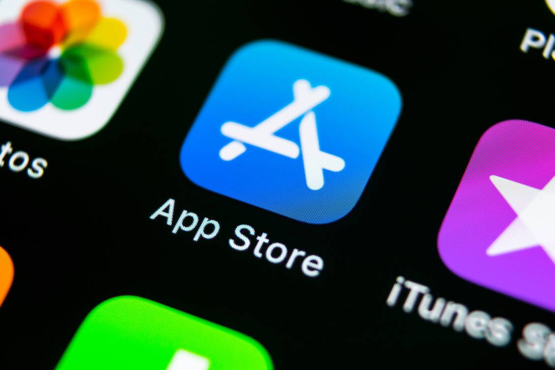 Noventi und Phoenix vereinen ihre Apotheken-Apps in der neu entwickelten Anwendung von »gesund.de« / Foto: Adobe Stock/leksei
