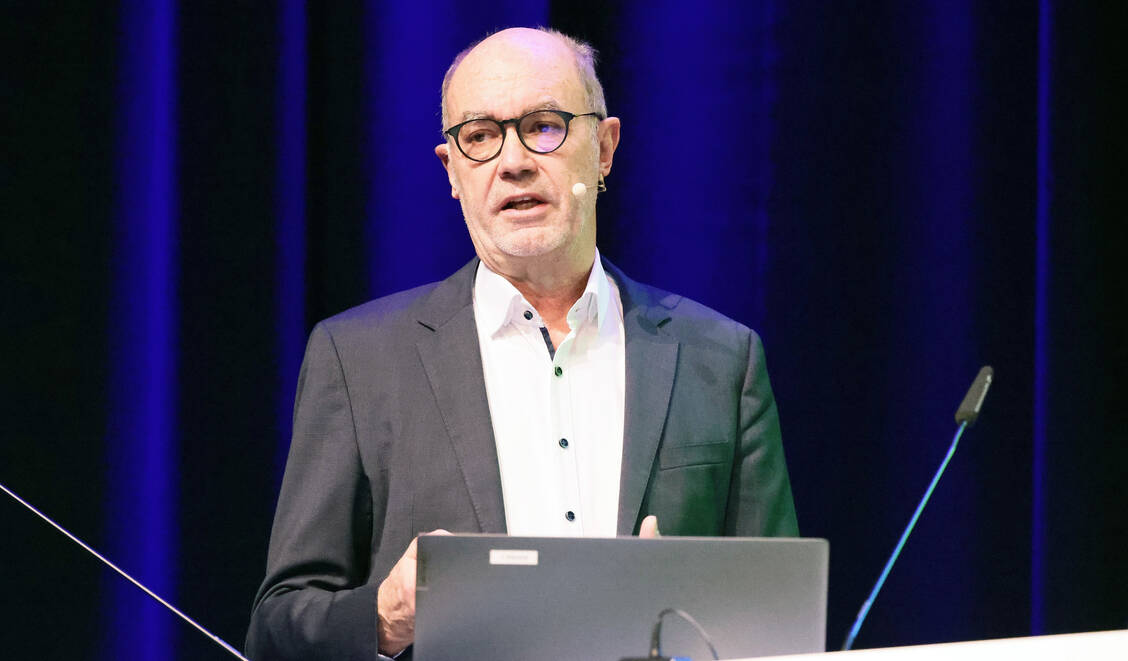 In der Blutdrucktherapie alter und gebrechlicher Menschen werde heute vermehrt auf die Verträglichkeit der Medikation geachtet, betonte Professor Dr. Dietmar Trenk, Bad Krozingen, beim Pharmacon Schladming. / Foto: PZ/Alois Müller