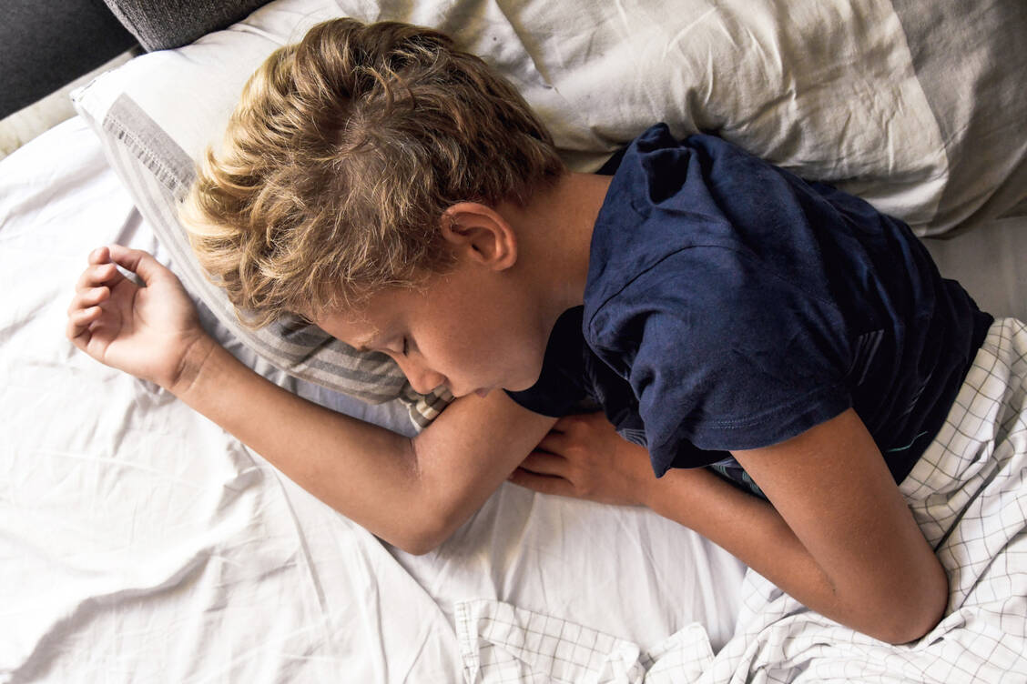 Die meisten Kinder lernen bis zum Beginn des sechsten Lebensjahrs, ihre Blase tagsüber und nachts zu kontrollieren. / Foto: Adobe Stock/Fabio Principe