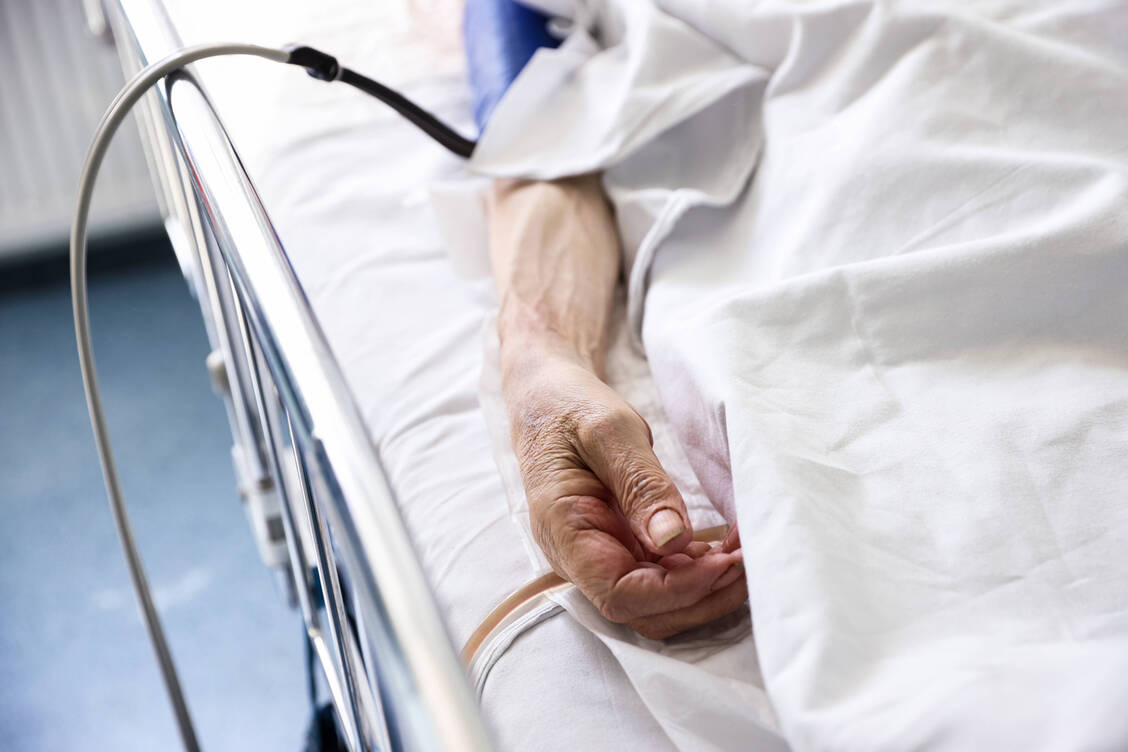 Die Anwendung von Paxlovid senkt bei Patienten ab 65 Jahren die Hospitalisierungs- und Sterberate auch in Zeiten der Omikron-Dominanz. / Foto: Imago Images/Itar-Tass
