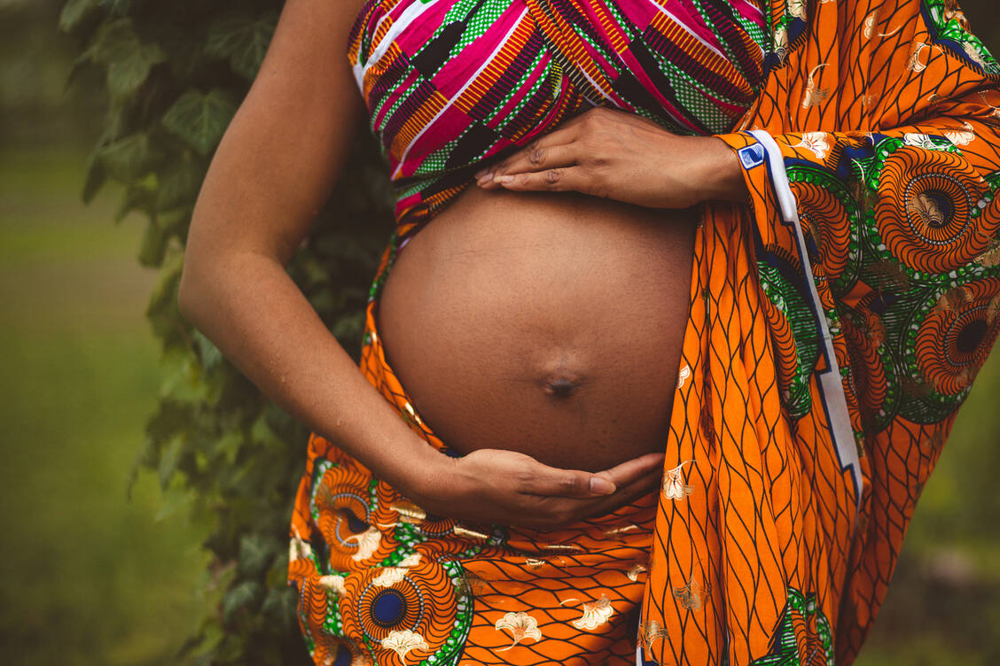 Besonders schlecht ist die Versorgung von Müttern und Kindern rund um die Geburt laut WHO in Konfliktstaaten und in Teilen Afrikas und Asiens. / Foto: Getty Images/Liderina