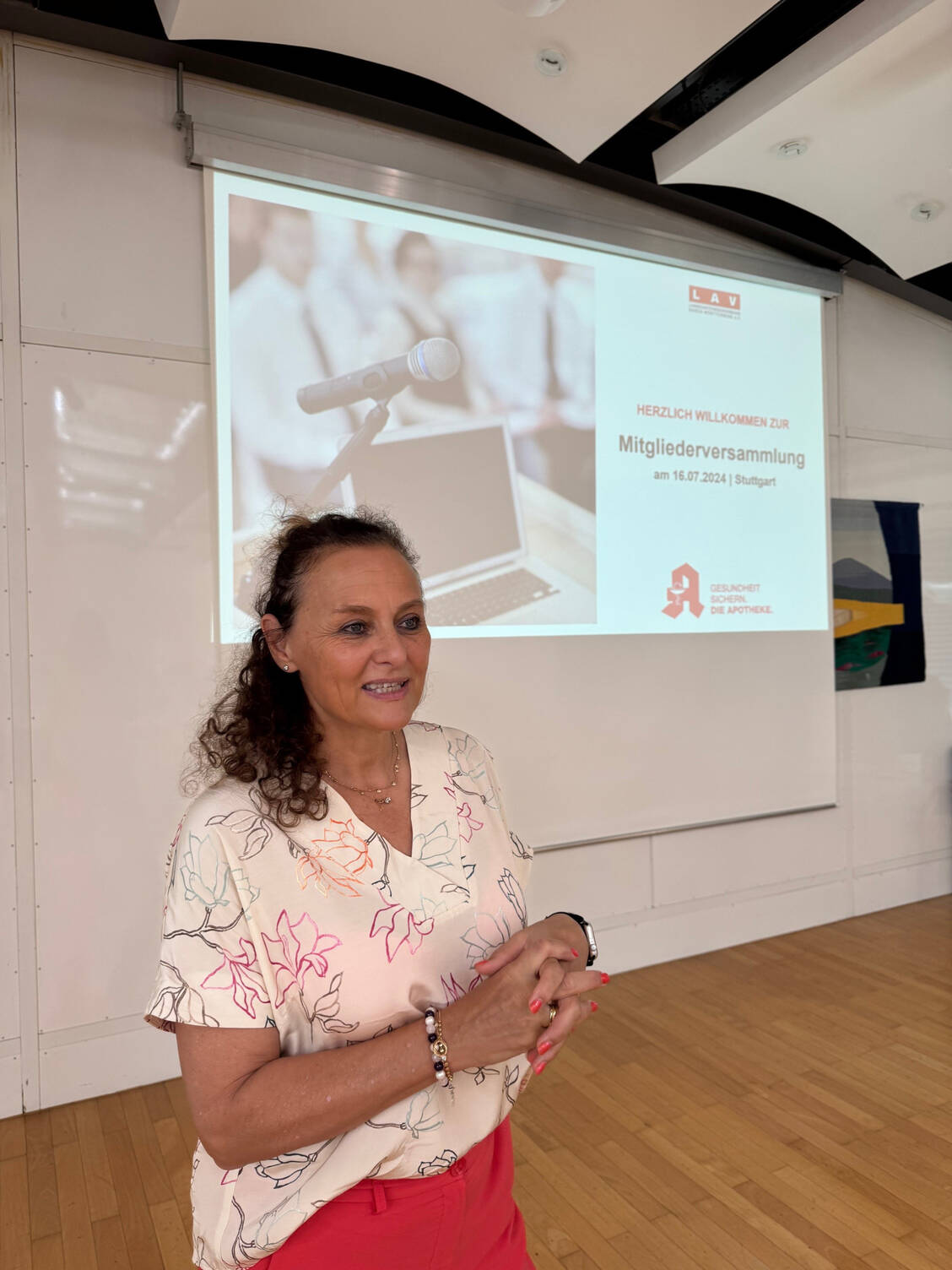 LAV-Präsidentin Tatjana Zambo warb für mehr Digitalisierung in den Apotheken – auch, um Kunden zu halten und neu zu gewinnen. / © LAV Ba-Wü